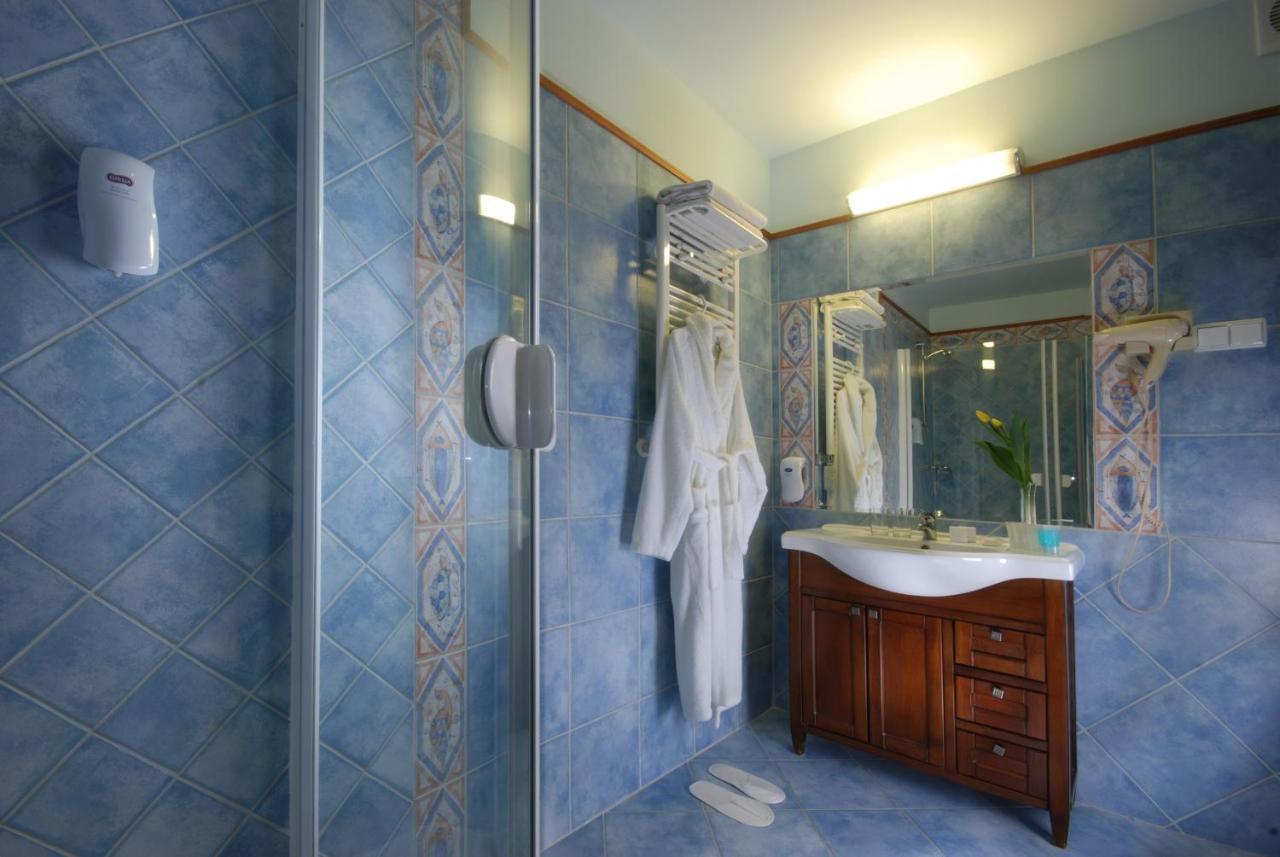 Hotel Basztowy Сандомир Екстериор снимка