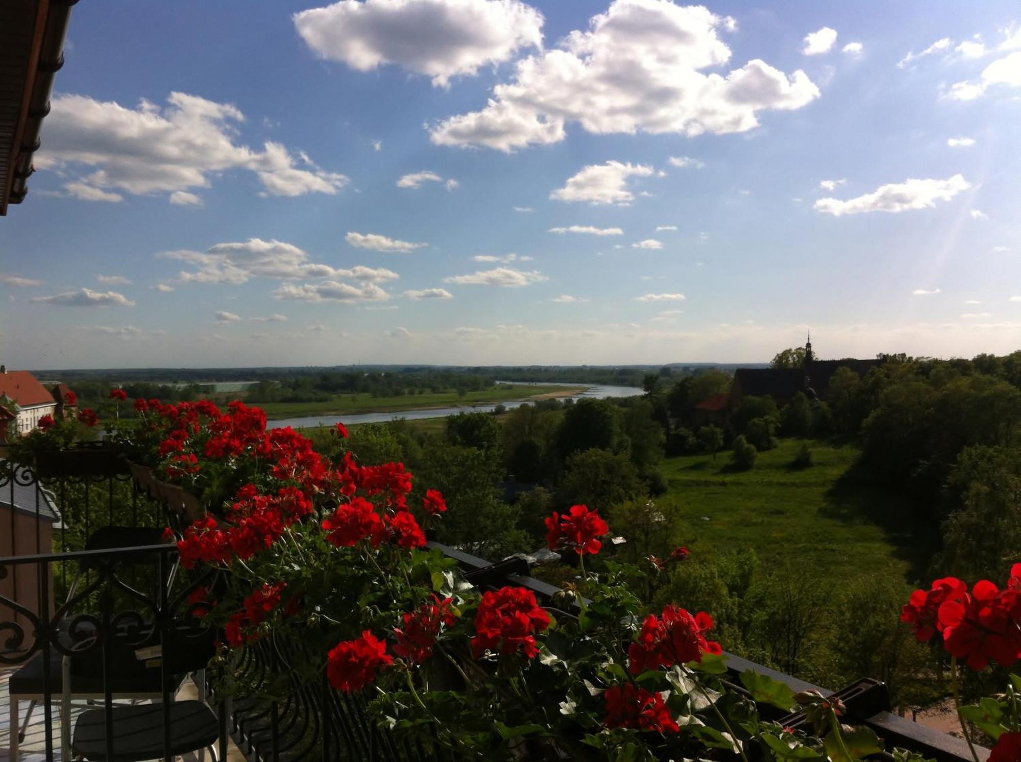 Hotel Basztowy Сандомир Стая снимка