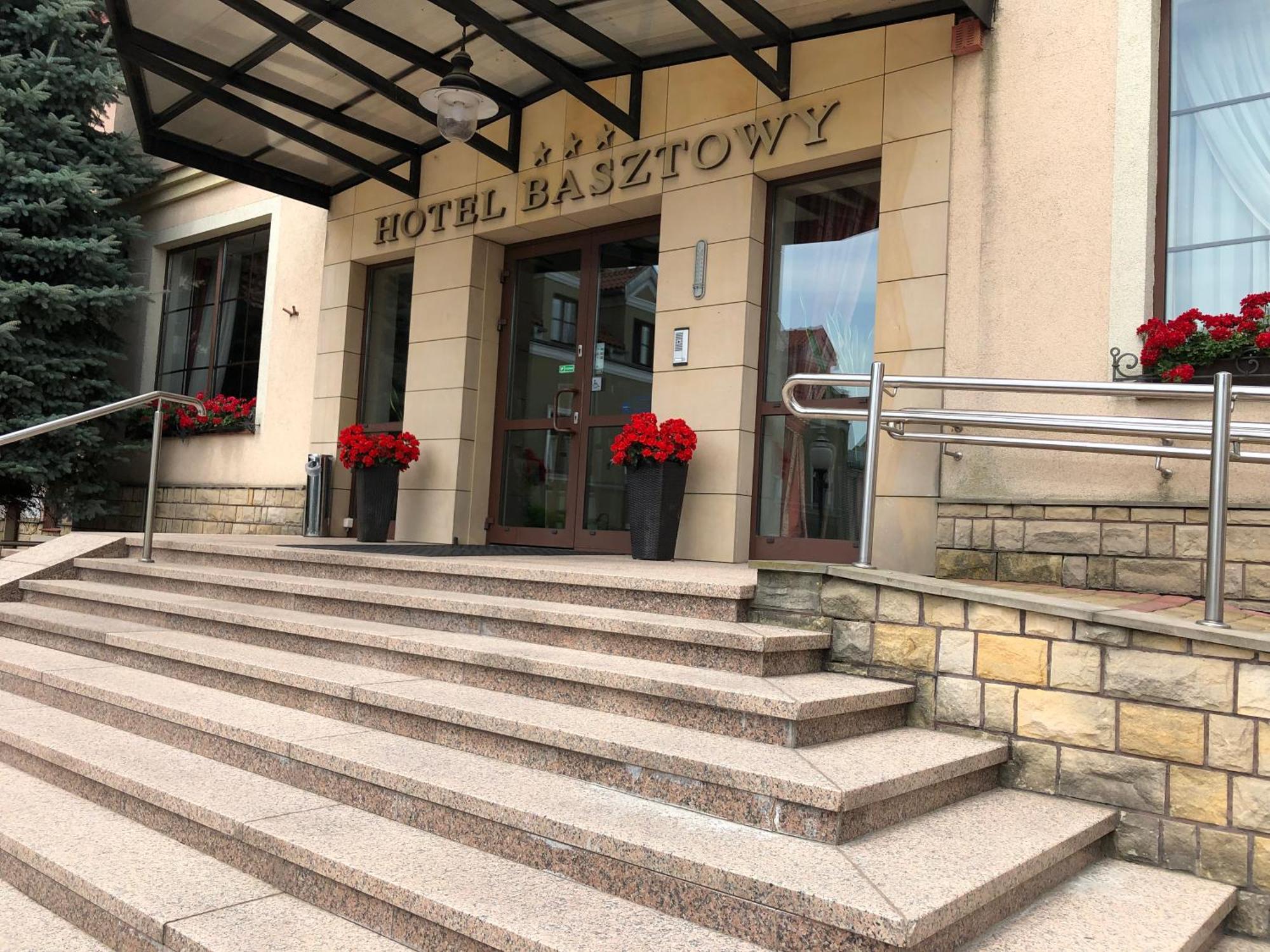 Hotel Basztowy Сандомир Екстериор снимка