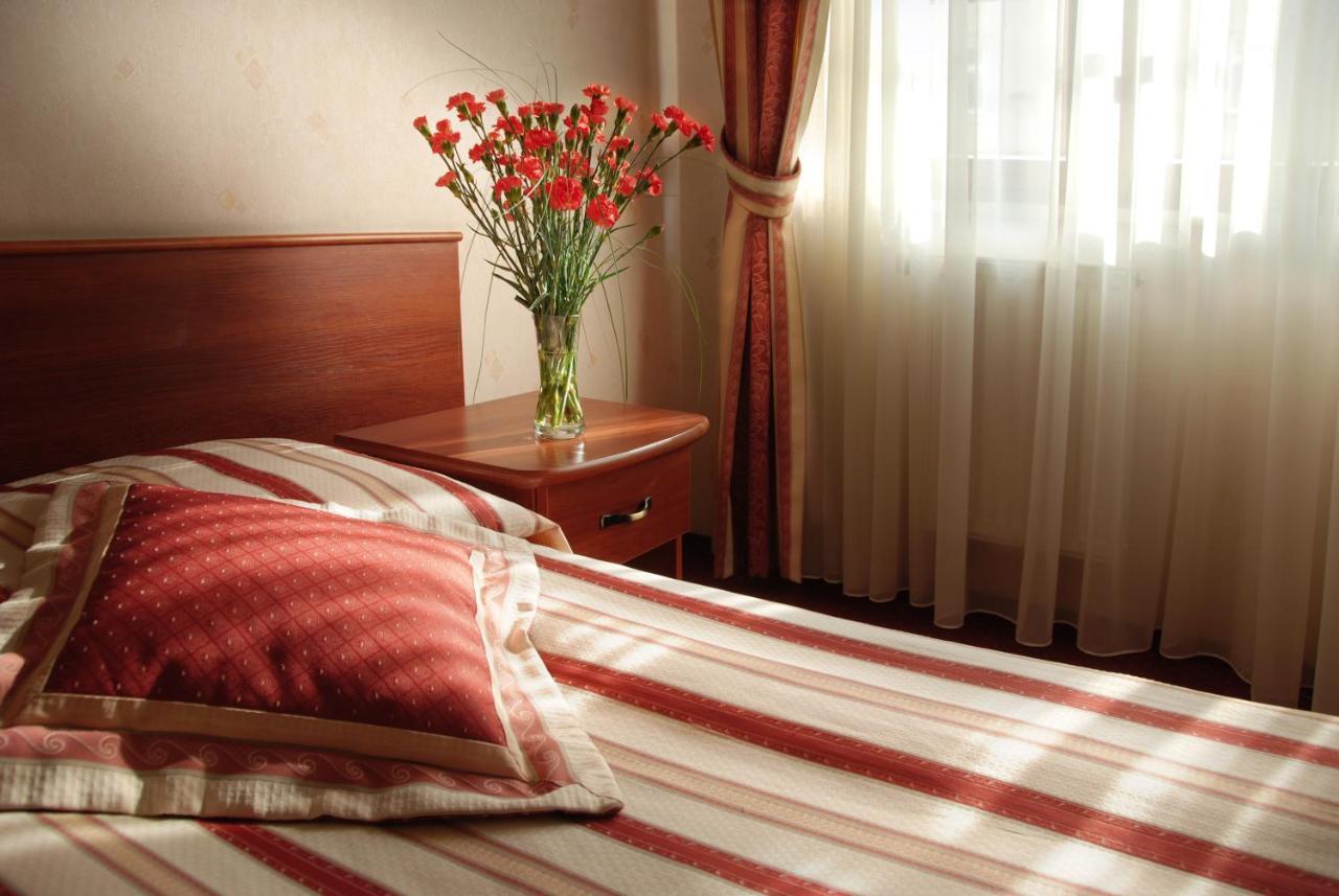 Hotel Basztowy Сандомир Стая снимка